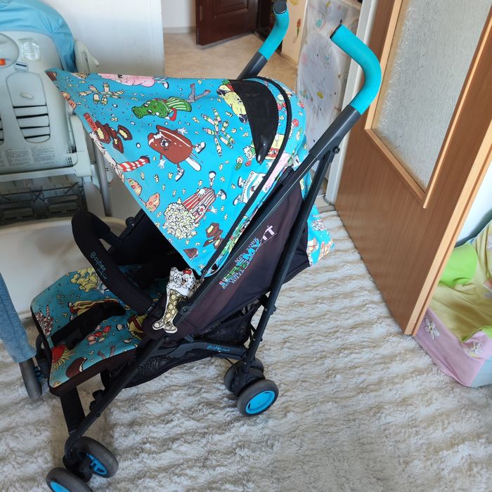 Продавам лятна количка ,,cybex jeremy scott"