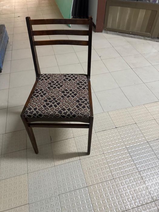 Продам стулья не дорого