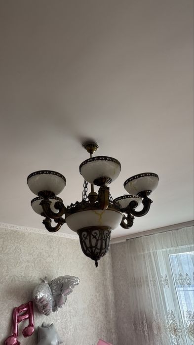 Люстра 6 лампочек
