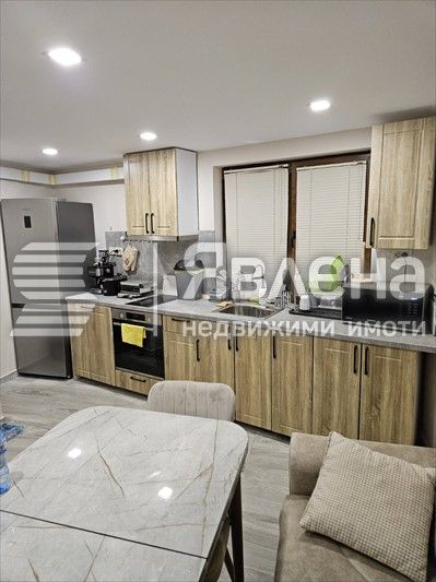 Дава се под наем Къща в с. Граматиково, Област Бургас - 120 кв.м за 500 € - Снимка #3