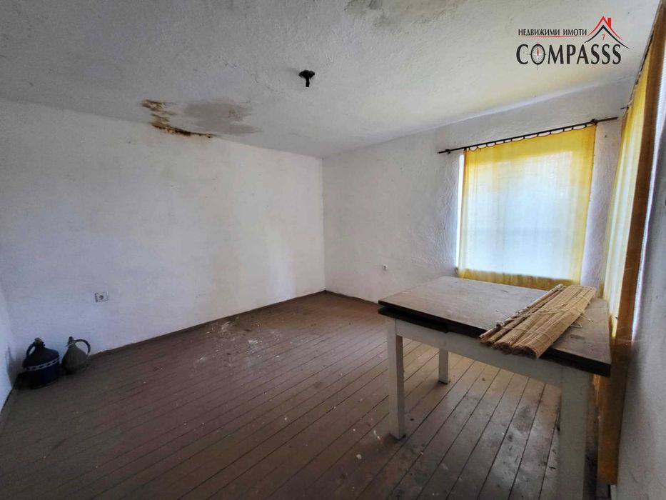 с. Изворово, Общ. Ген. Тошево, къща с двор – 17000евро!