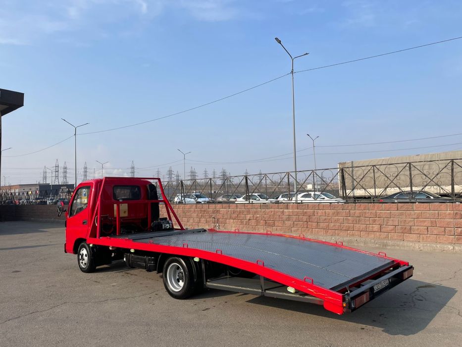 Продам платформу  эвакуатора с лебедкой