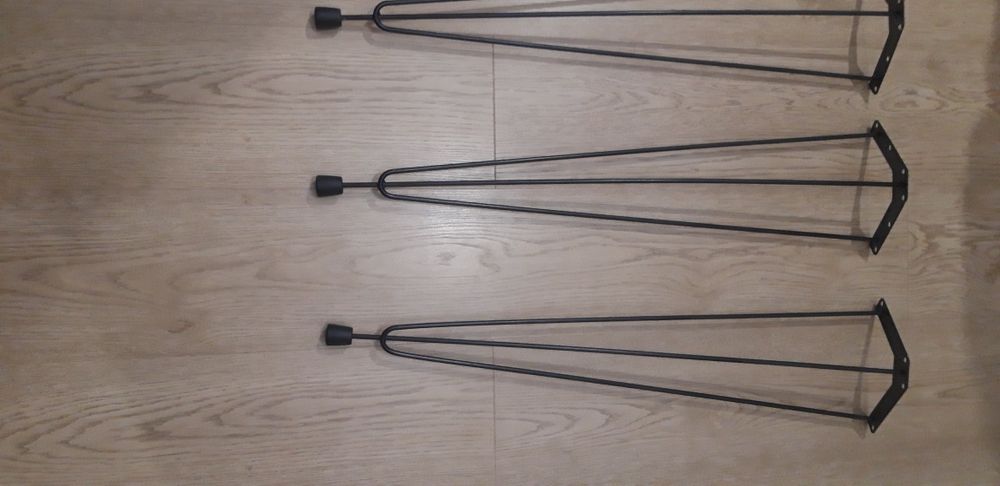 Стол в хорошем состоянии