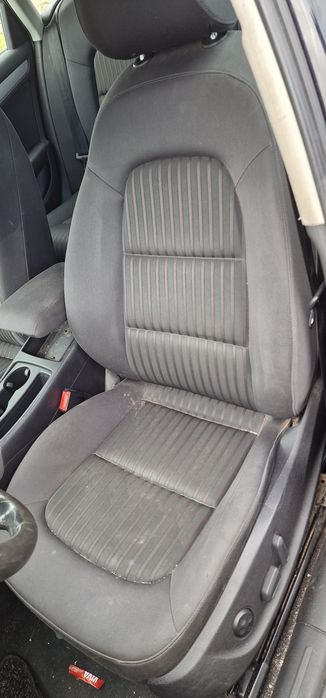 Interior textil audi a4 b8 cu încălzire si full electric