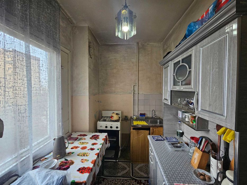 Срочно продается 2-х комн квартира в Куйлюк массив-6, 2/4/5