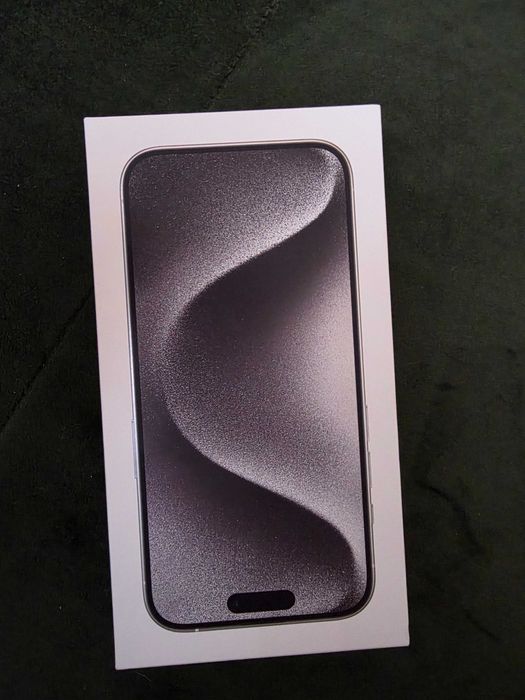 iPhone 15 pro с гаранция