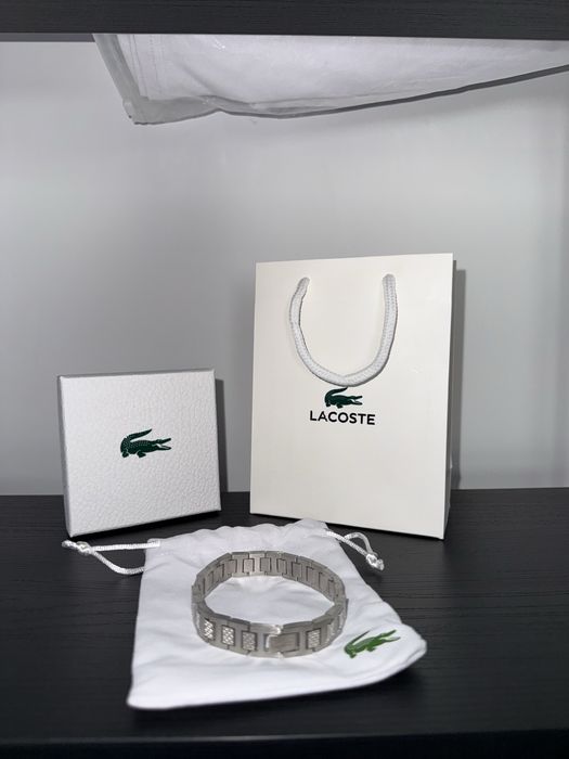 Bratara Lacoste .
