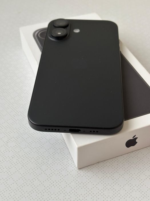 iPhone 16 128GB 90% baterie