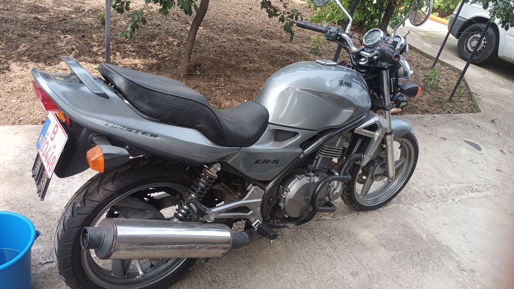 Kawasaki zzr și er5