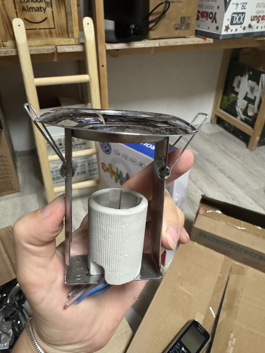 Споты потолочные