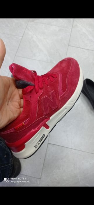 Кроссовки 42. .кожа турецки