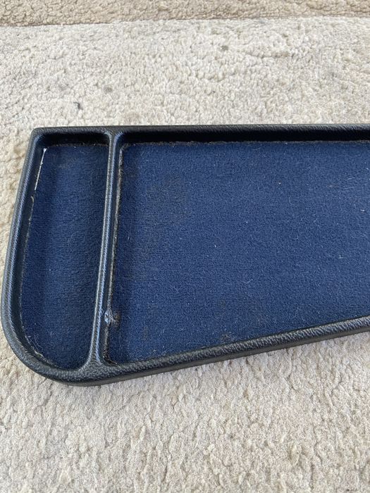 Монетница на BMW e34