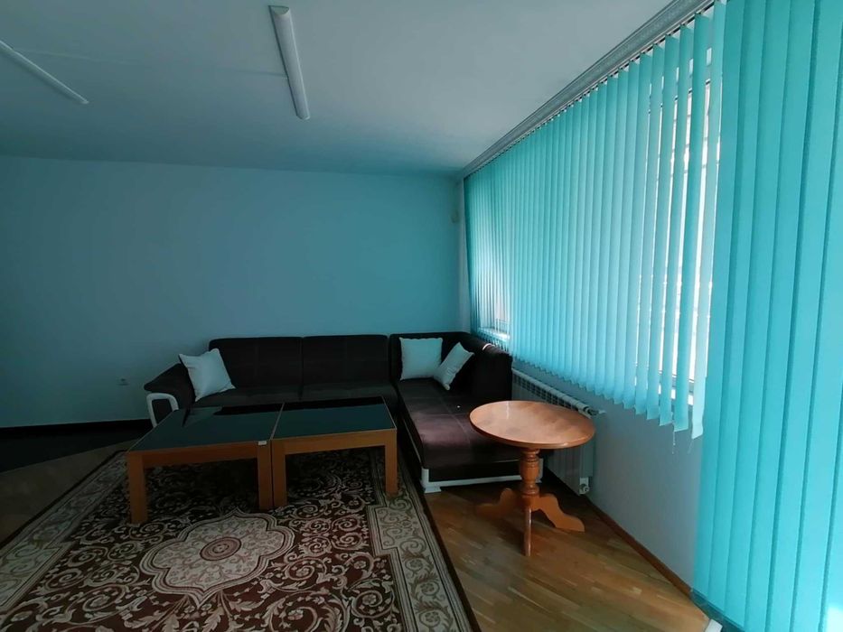 Дава се под наем Тристаен апартамент в София, Студентски град - 91 кв.м за 816 € - Снимка #3