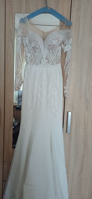 Rochie de mireasa stil sirena Xxs