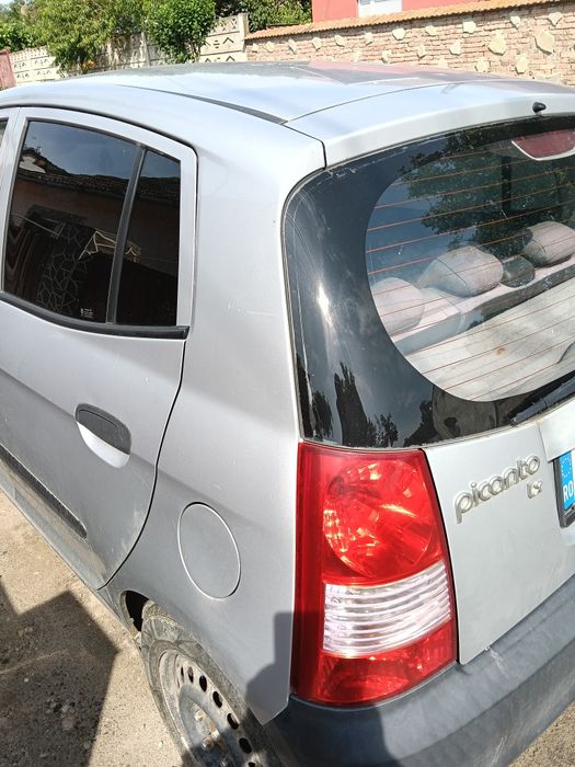 Vând mașina KIA Piccanto