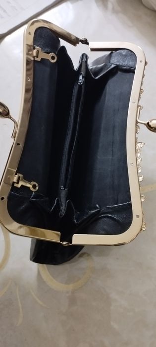 Клатч кожаный срочно арзонга