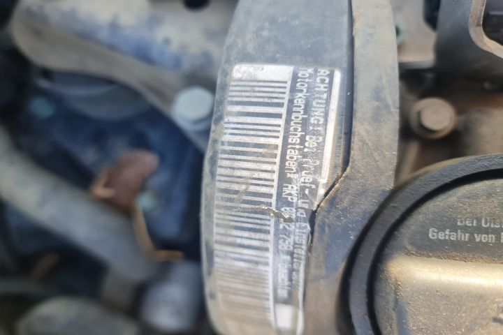 Lampa stop stanga pe aripa Volkswagen VW Polo a 3-a generatie 6N (fac