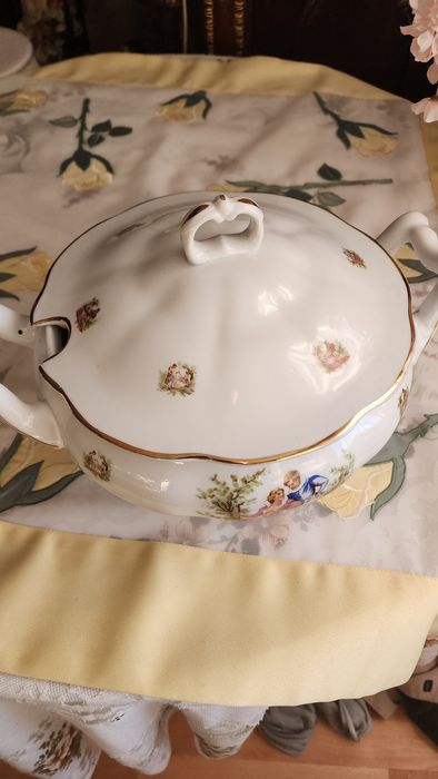 Супница большая красивая