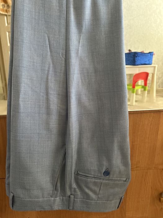 Продам мужской костюм