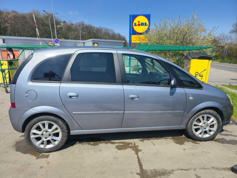 Opel Meriva 1.6 газ/бензин автомат