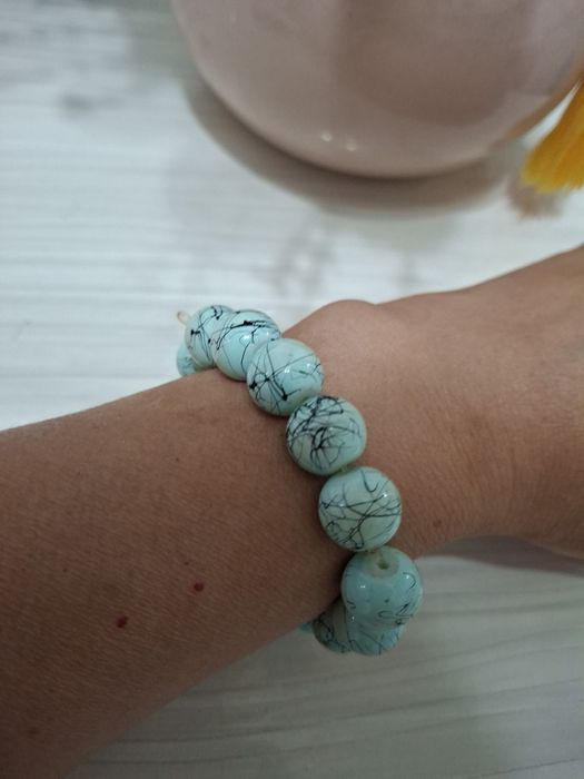 Браслеты  из камня