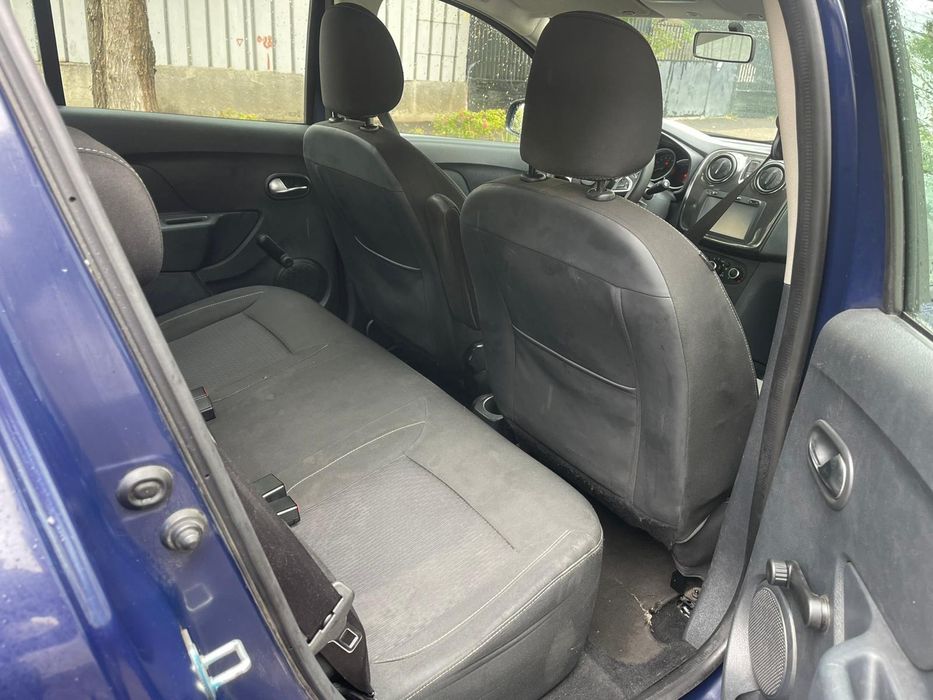 Vând Dacia Sandero an fab 2017