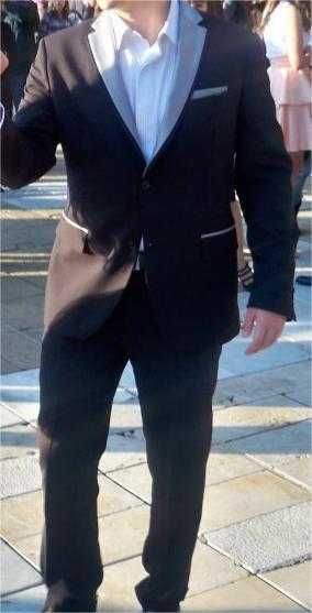 Мъжки официален костюм DESIZO MONNI (сако и панталон), размер 52 / М