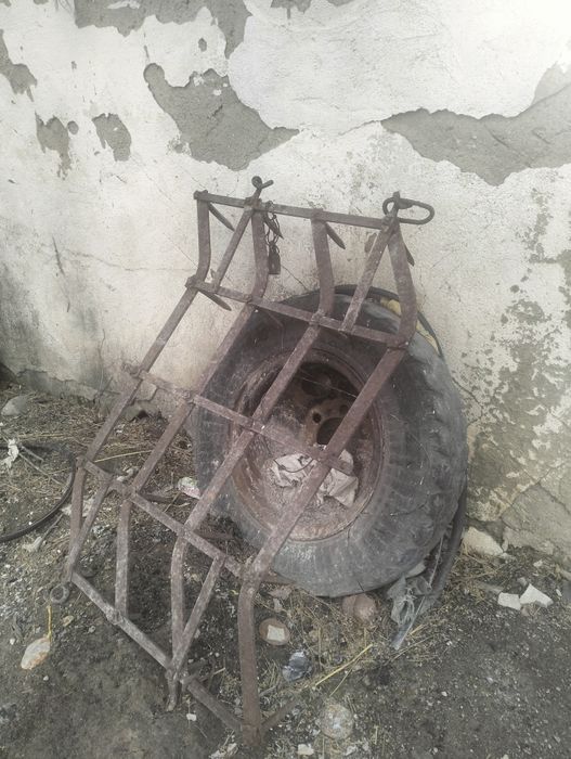 Продам трактор, пресс