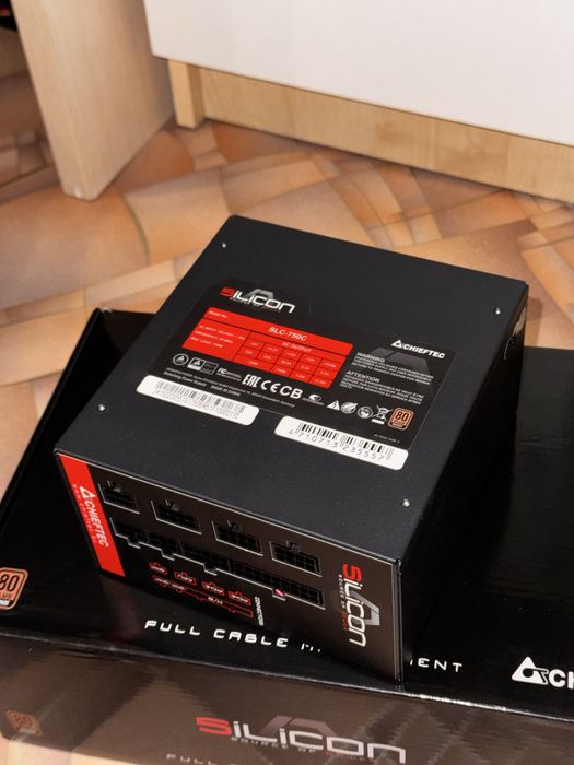 Блок питания Chieftec SLC-750C 750W