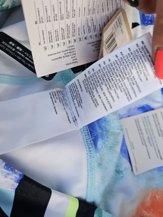 Reebok оригинален дамски клин Л размер