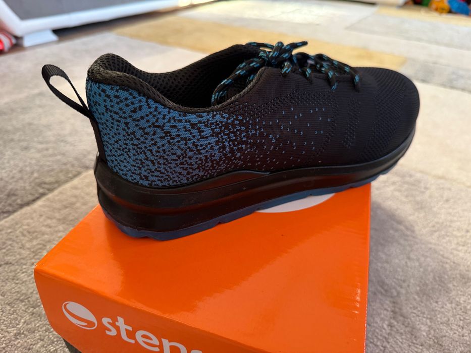 Нови обувки Stenso 44 номер