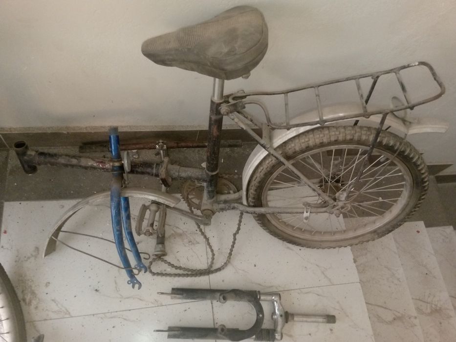 Velosipedlar sotiladi 2ta 1tasi yog'iladi