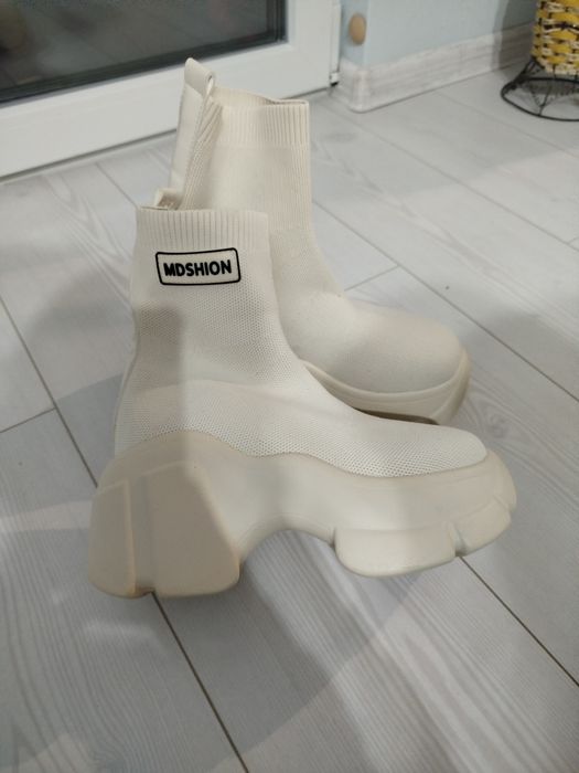 Боти на платформа