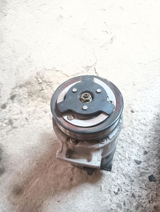 Vând compresor AC Passat B6