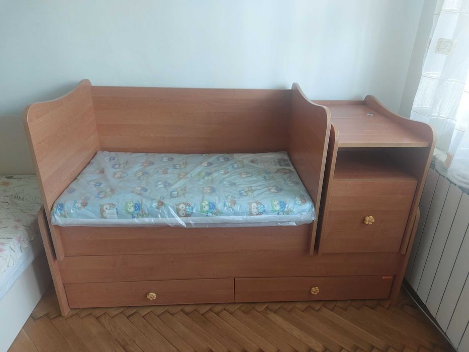 Трансформиращо се легло/кошетка