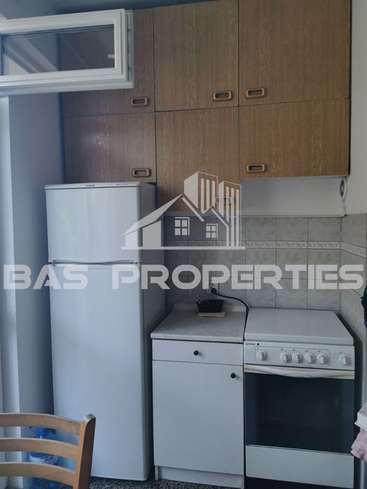 Дава се под наем Тристаен апартамент в София, Яворов - 100 кв.м за 650 € - Снимка #1