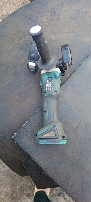 Flecs pe acumulator Makita