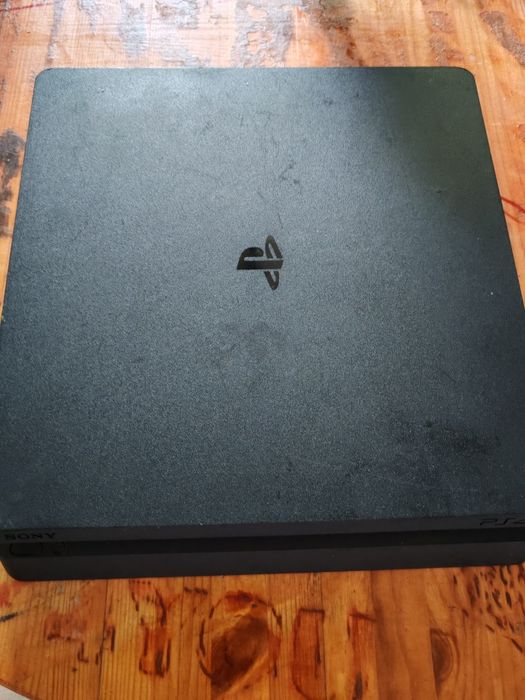 PlayStstion 4 slim 500gb