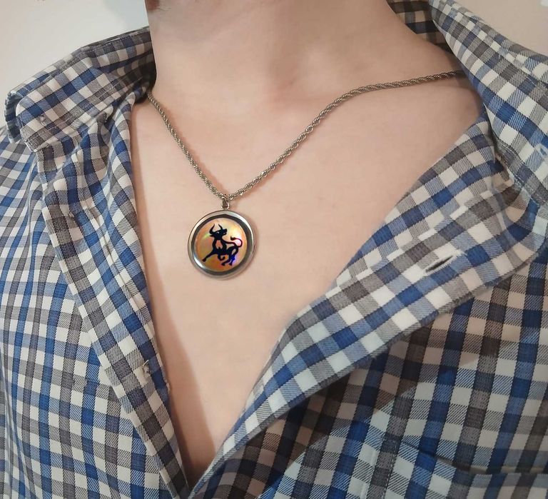 Pandantiv Zodia Taur stil egiptean – (Efect Perlat/Sidefat)