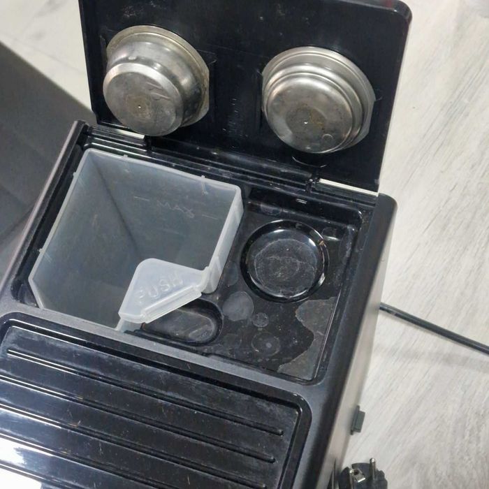 Еспресо машина DeLonghi ECP 31.21, 15 bar, 1100W, 1.1 л