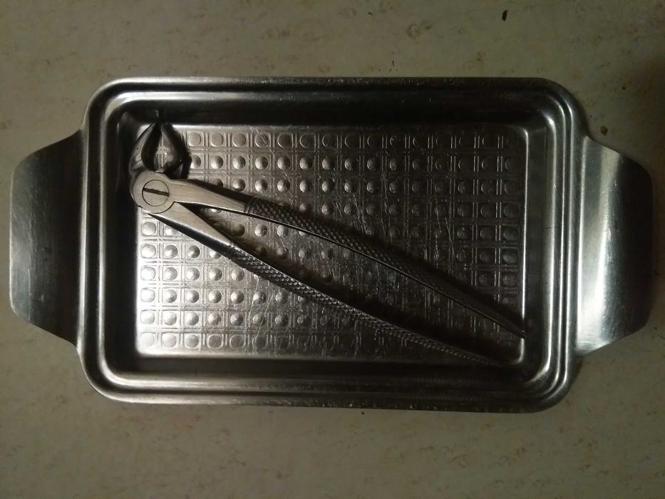 Щипцы для удаления зубов