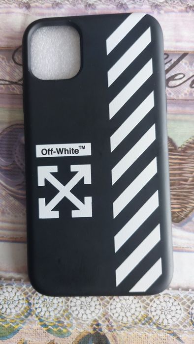 Калъф iphone 11 Off-White