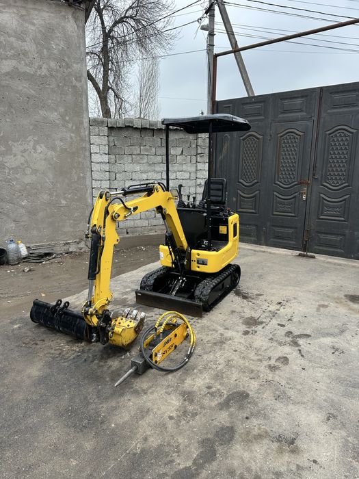 Мини экскаватор гидромолот бор