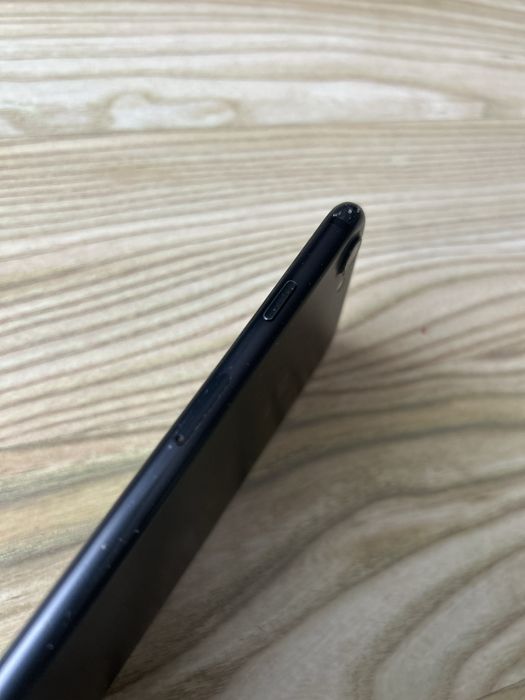 iPhone 7 black  Liber Retea