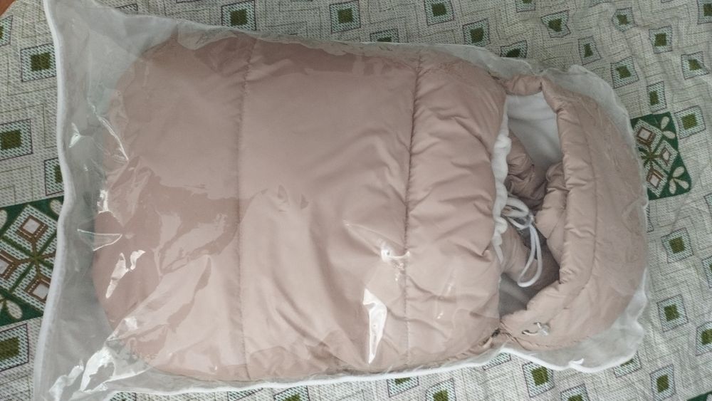 Продам конверт можно и после выписки одевать