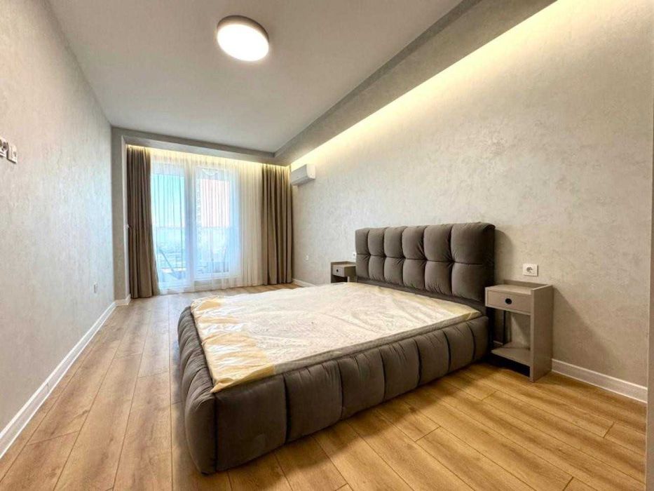 Продава се Двустаен апартамент в Пловдив, Гагарин - 74 кв.м за 951 €/кв.м - Снимка #2