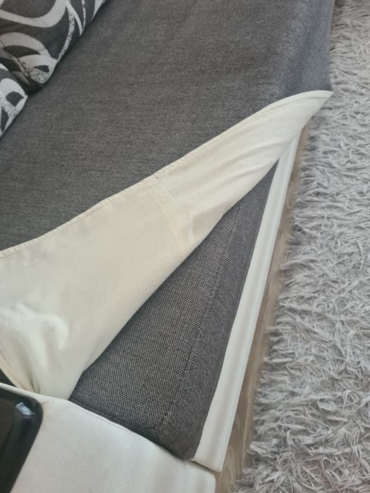 Голям ъглов диван