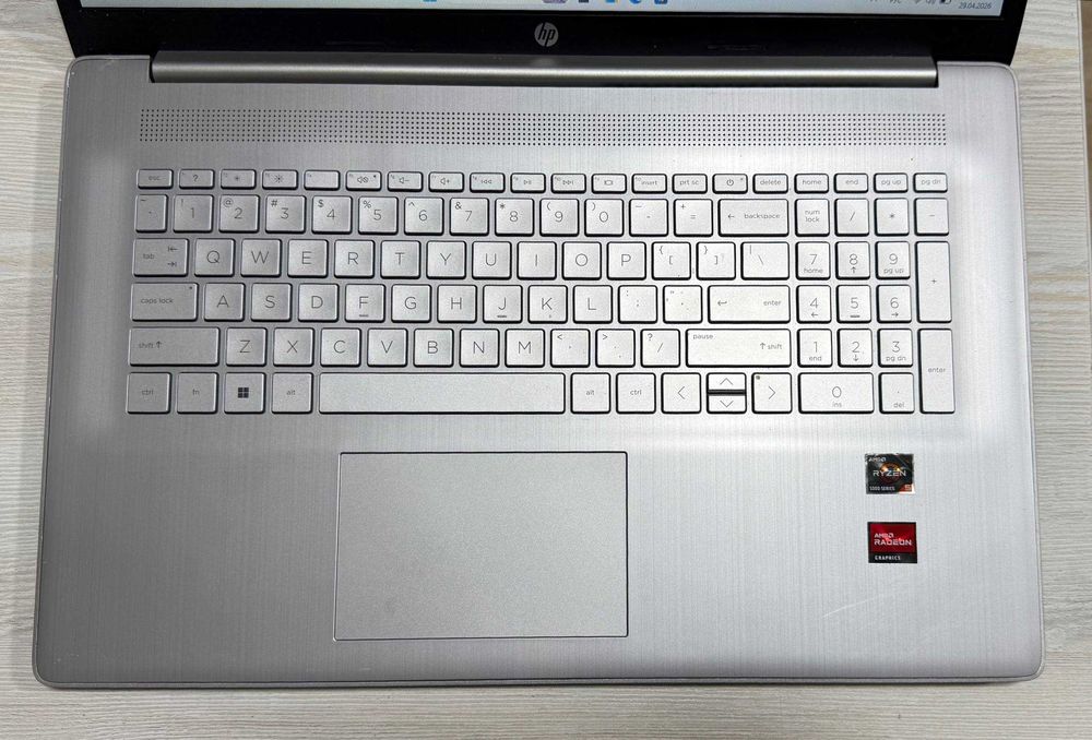 HP Laptop 17” HD IPS Сенсорный Ryzen 5 5500u 16GB/512GB AMD Graphics