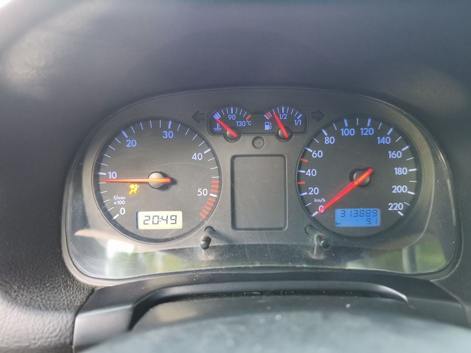 VOLKSWAGEN Golf 2003 — imagine 4