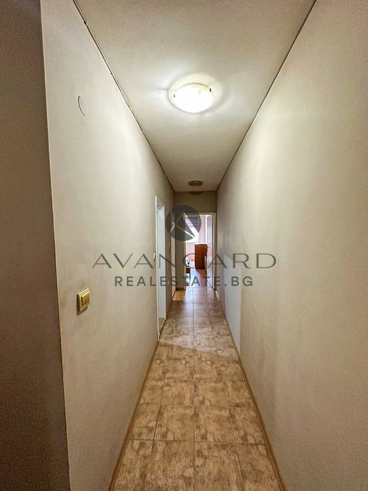 Продава се Двустаен апартамент в Пловдив, Кючук Париж - 74 кв.м за 1744 €/кв.м - Снимка #8